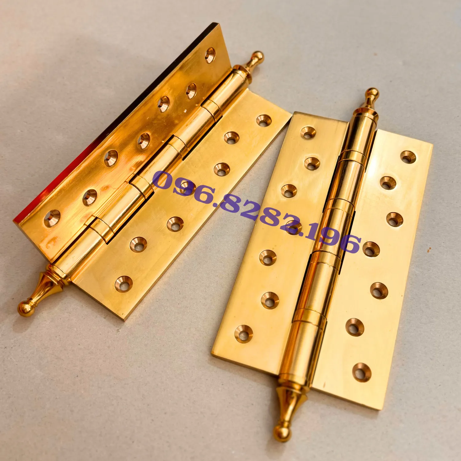 Bản lề phù hợp cửa gỗ tự nhiên 2 cánh và 4 cánh