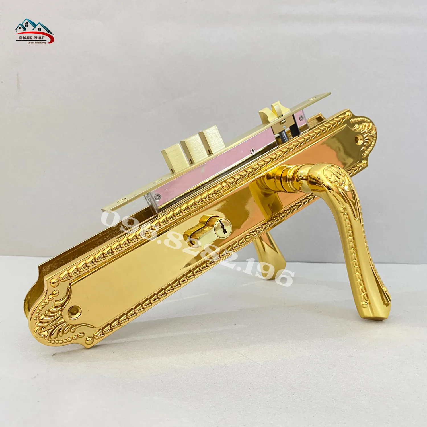 Tay gạt khóa cửa bằng đồng mạ vàng chắc tay