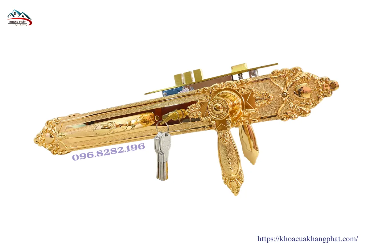 Khóa cửa chính 4 cánh sang trọng