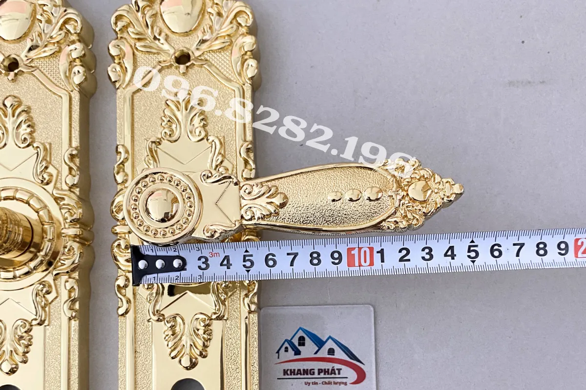 Khóa cửa đại sảnh bằng đồng KP3939-24K nhìn chính diện