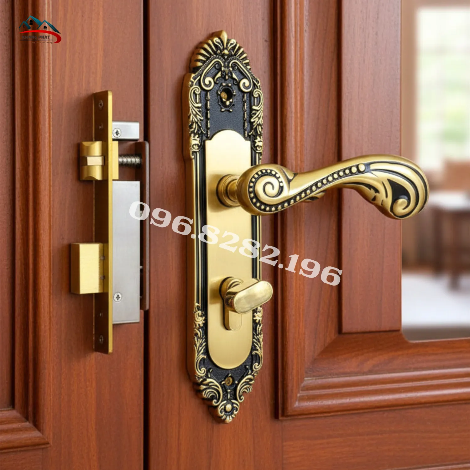 Khóa phòng tay gạt màu đen KP1818-DFS lắp trên cửa gỗ
