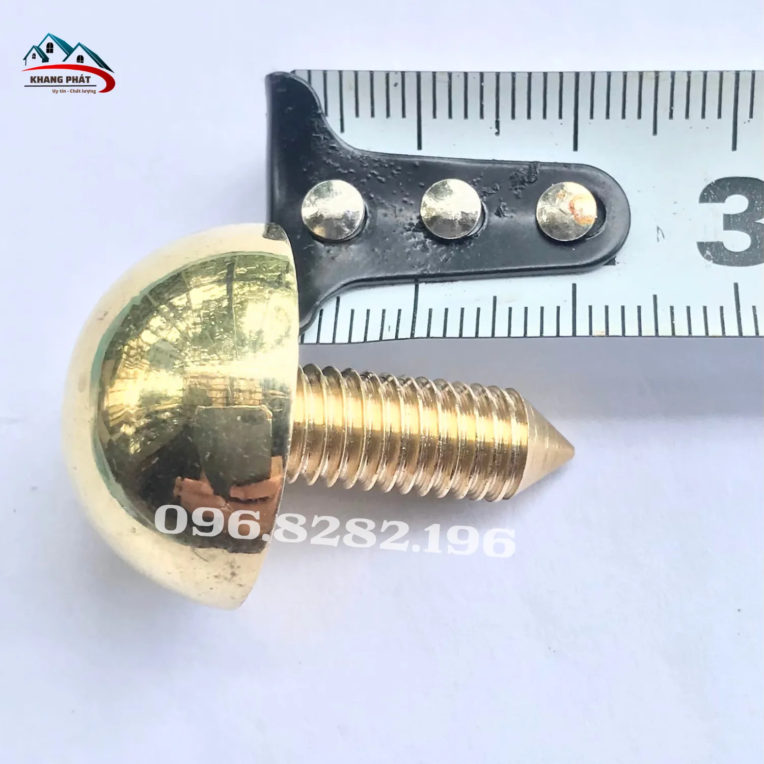 ti ren bằng đồng dài 2,5cm