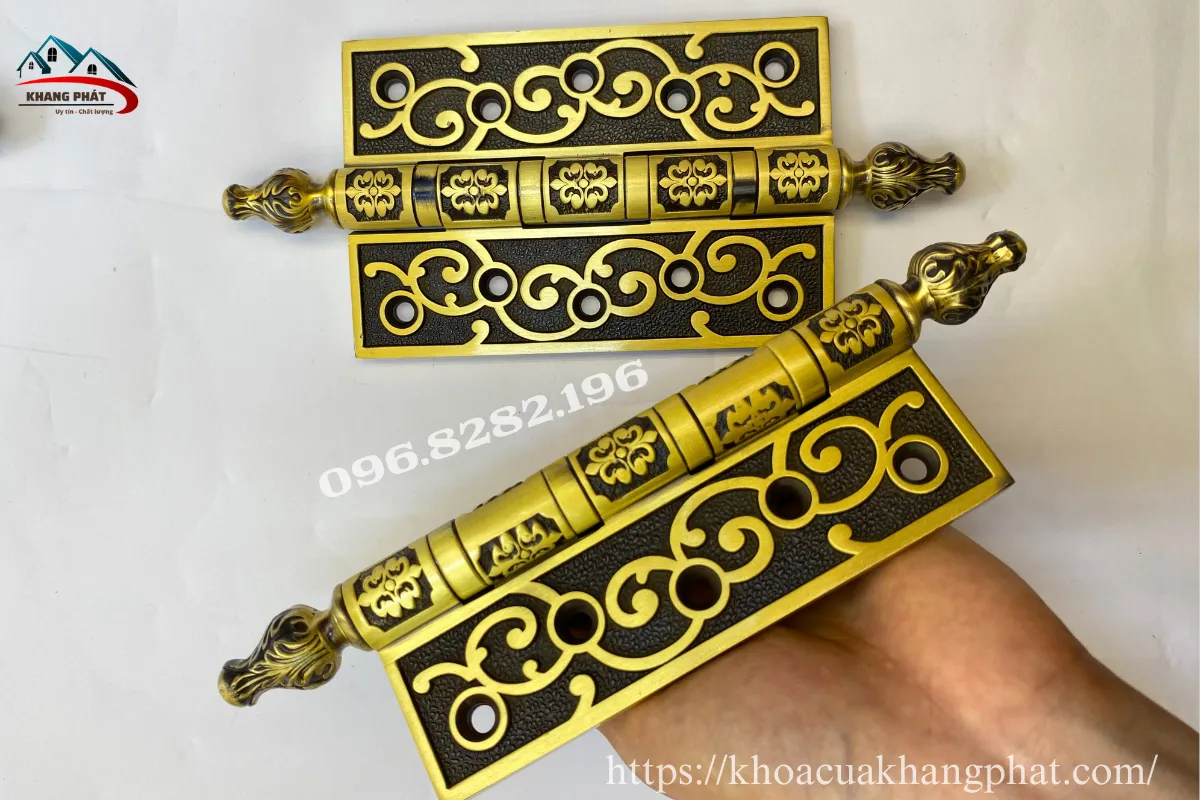 Chóp bản lề hình búp sen cổ điển
