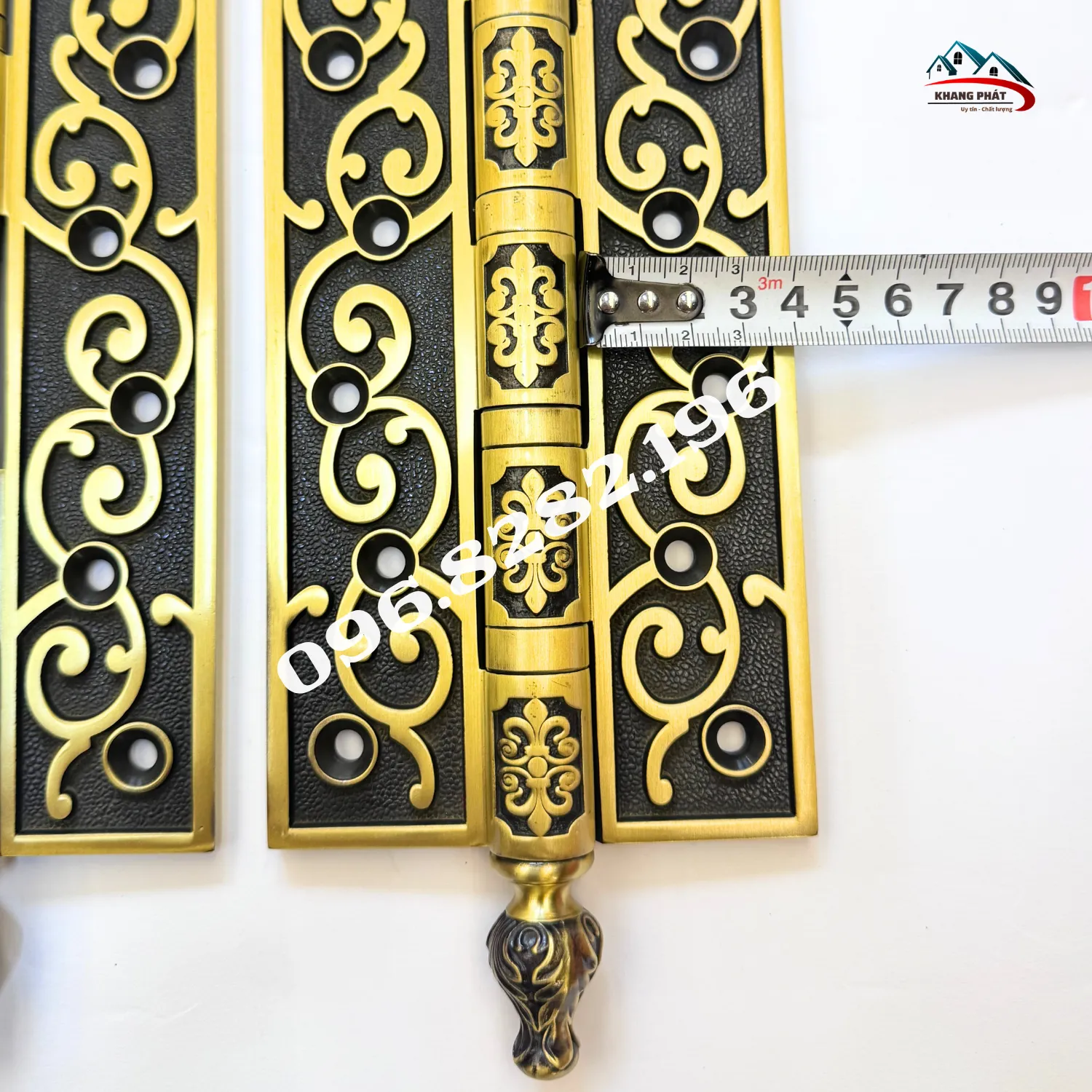 bề rộng lá bản lề đồng 4cm phù hợp cửa gỗ dày