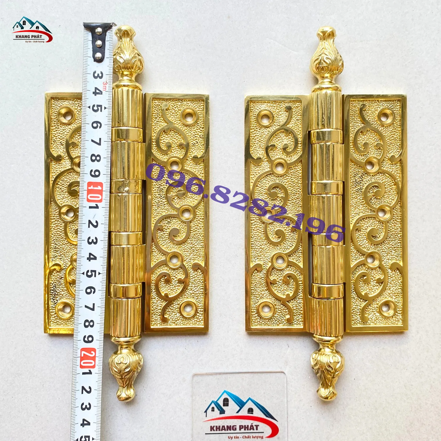 lắp đặt phụ kiện cửa gỗ biệt thự phong cách indochine