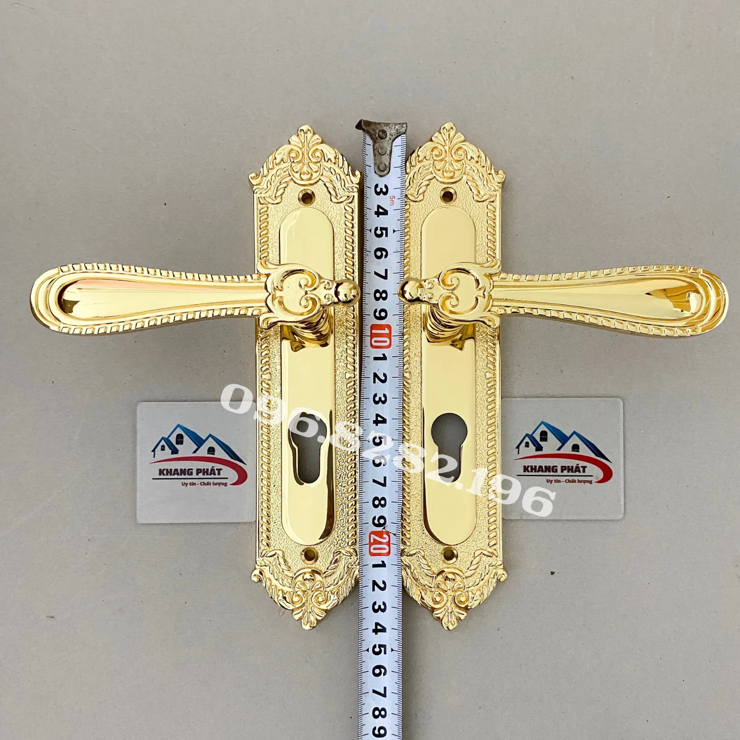 Đo chiều dài mặt ốp khóa KP666 25cm