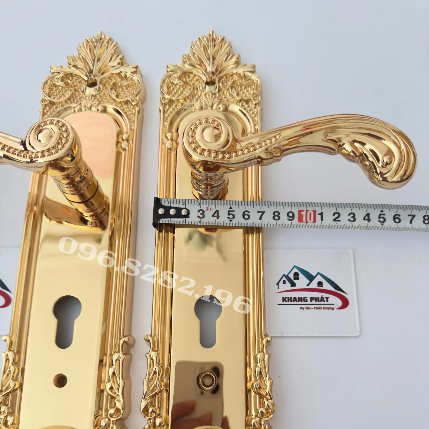 Đo chiều rộng mặt ốp khóa KP1919 7cm