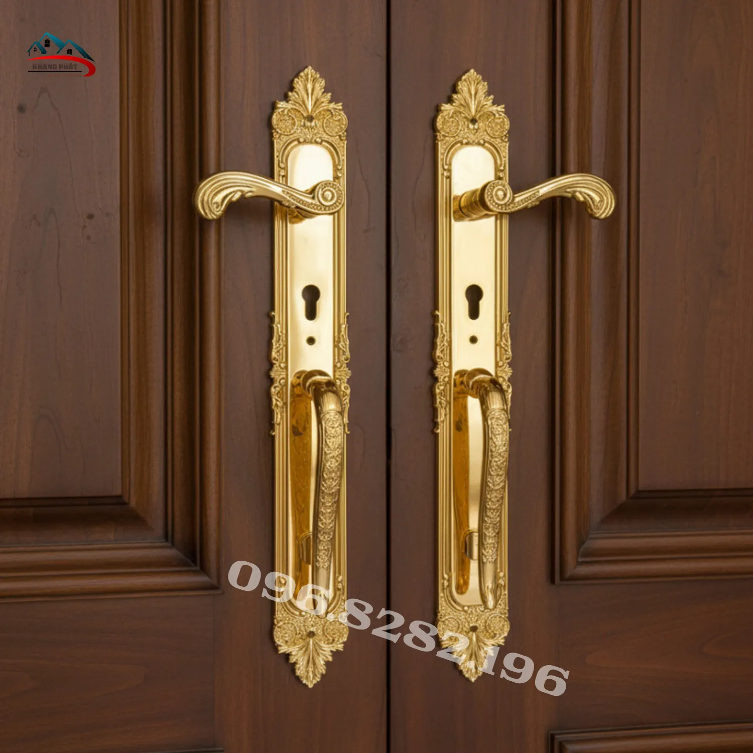 Khóa KP1919 đồng vàng 24K lắp trên cửa đại sảnh