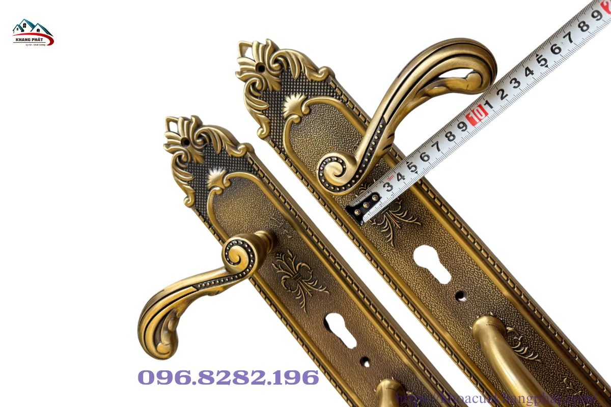 Chiều dài tay gạt khoá cửa đại sảnh KP7283