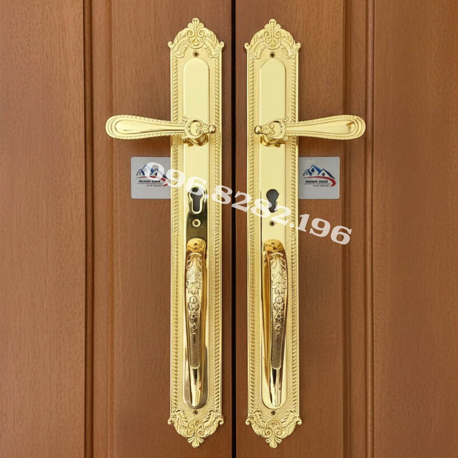 Bộ khóa KP666 lắp trên cửa gỗ Lim đại môn biệt thự