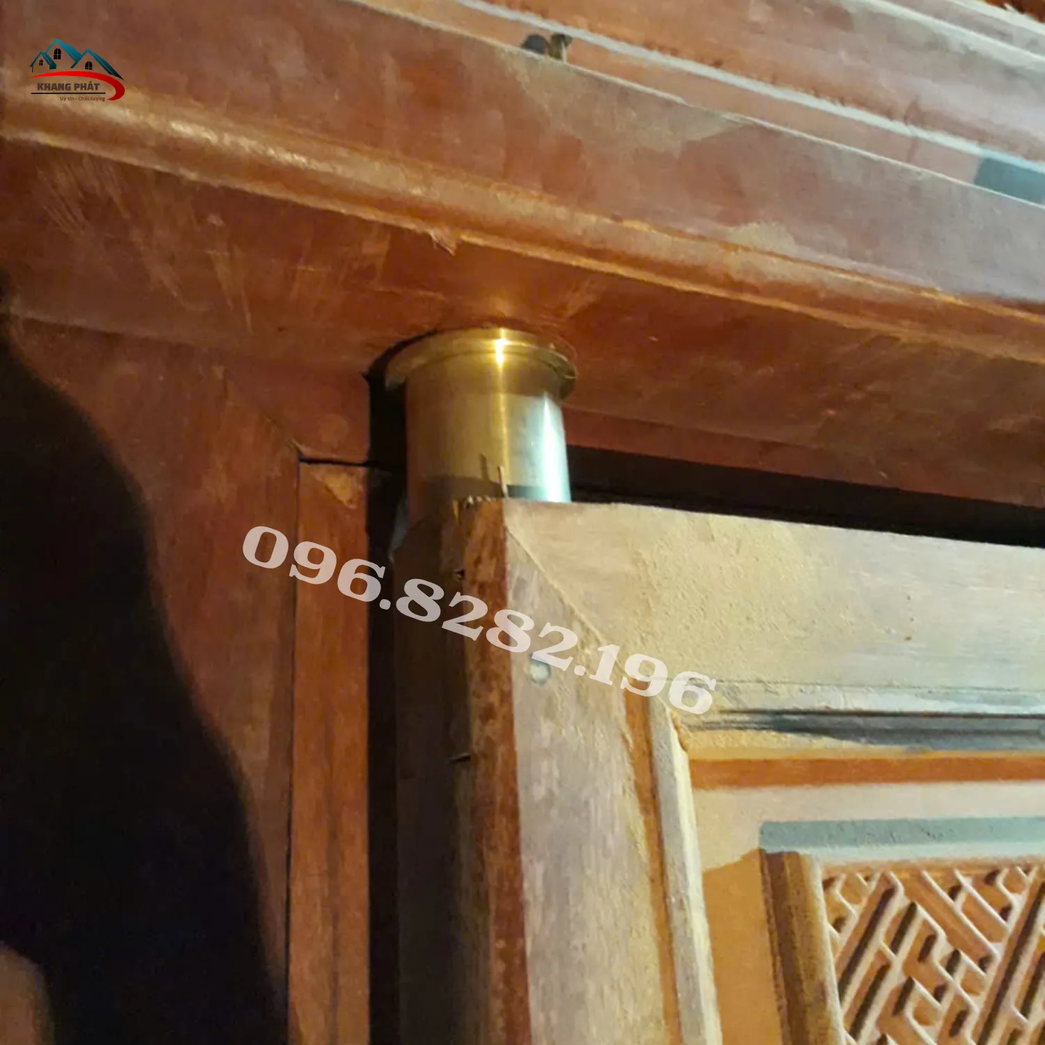 Bản lề cối xoay phi 45mm sau khi lắp hoàn thiện