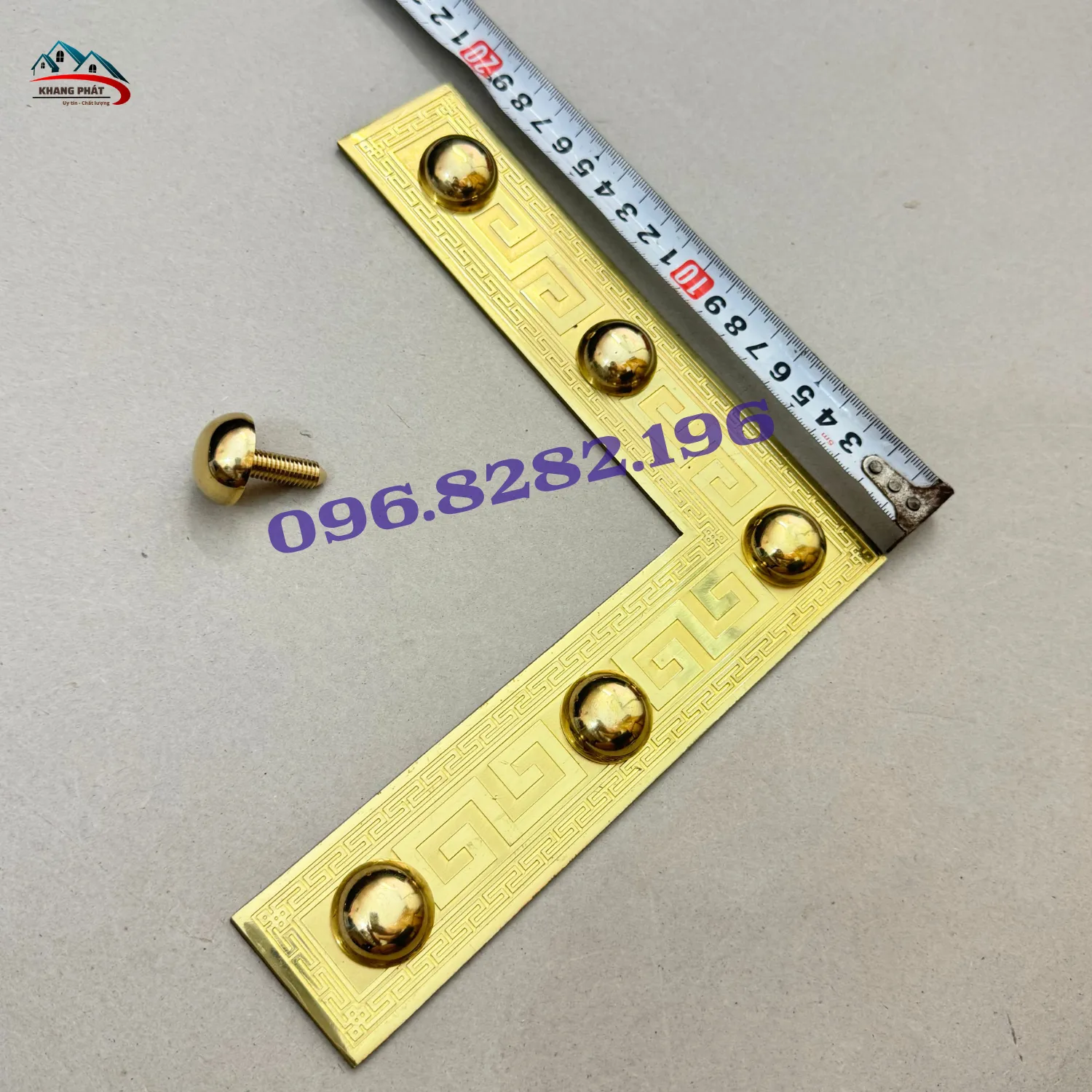 Góc vuông 90 độ của phụ kiện đồng lắp cửa