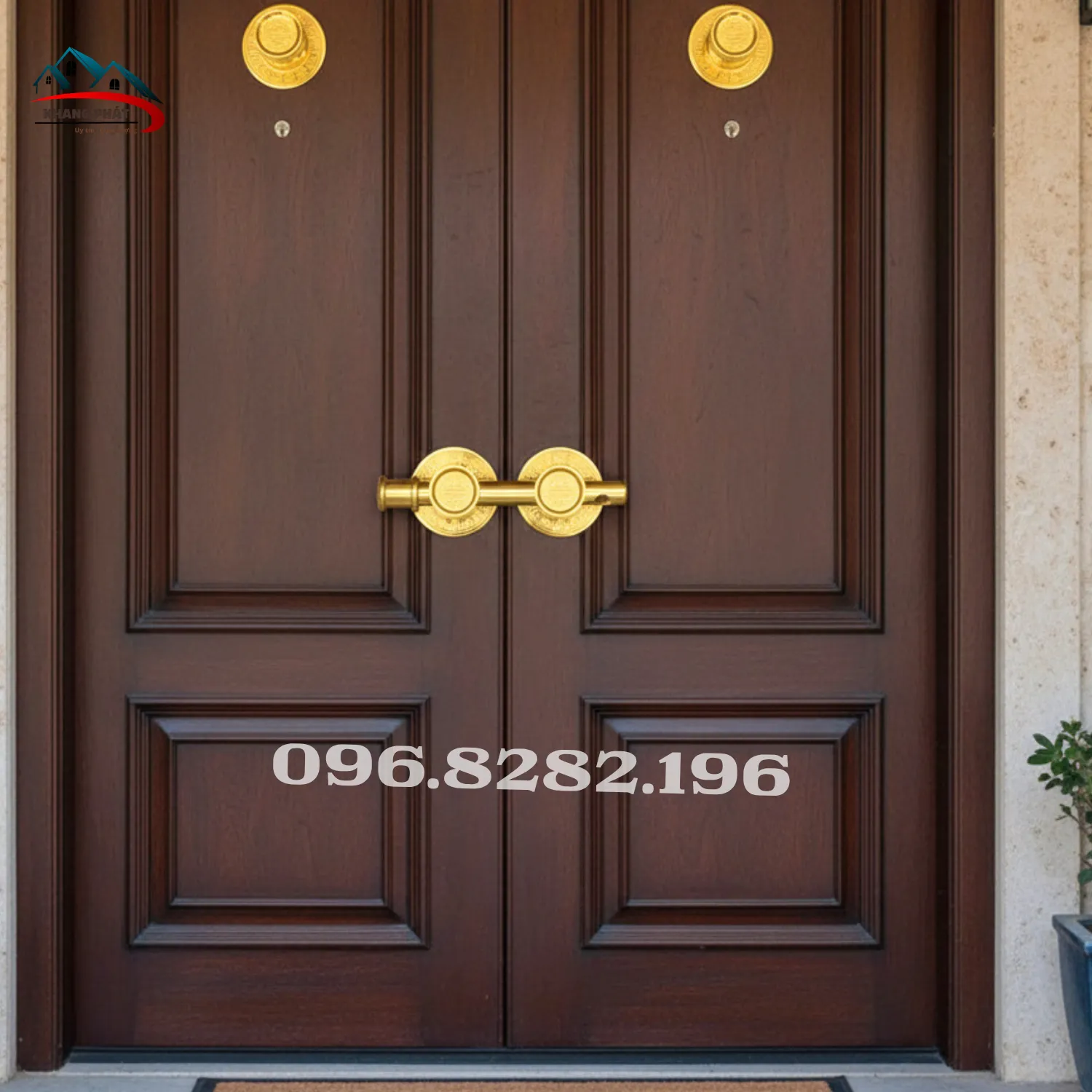 chuỳ đồng hoa văn 4cm lắp trên cửa gỗ