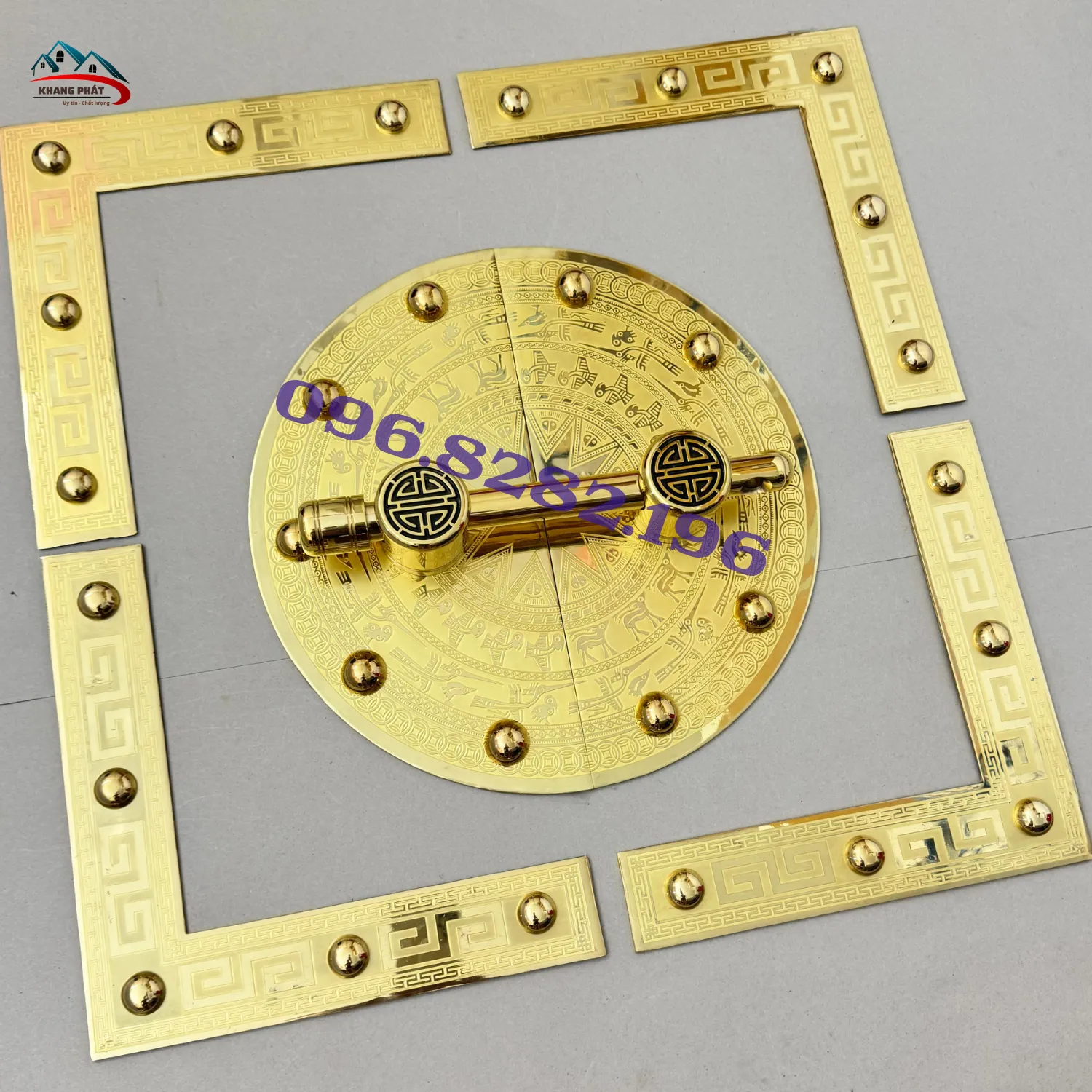 Bộ chuỳ mâm và ke góc đồng bộ cho cổng gỗ