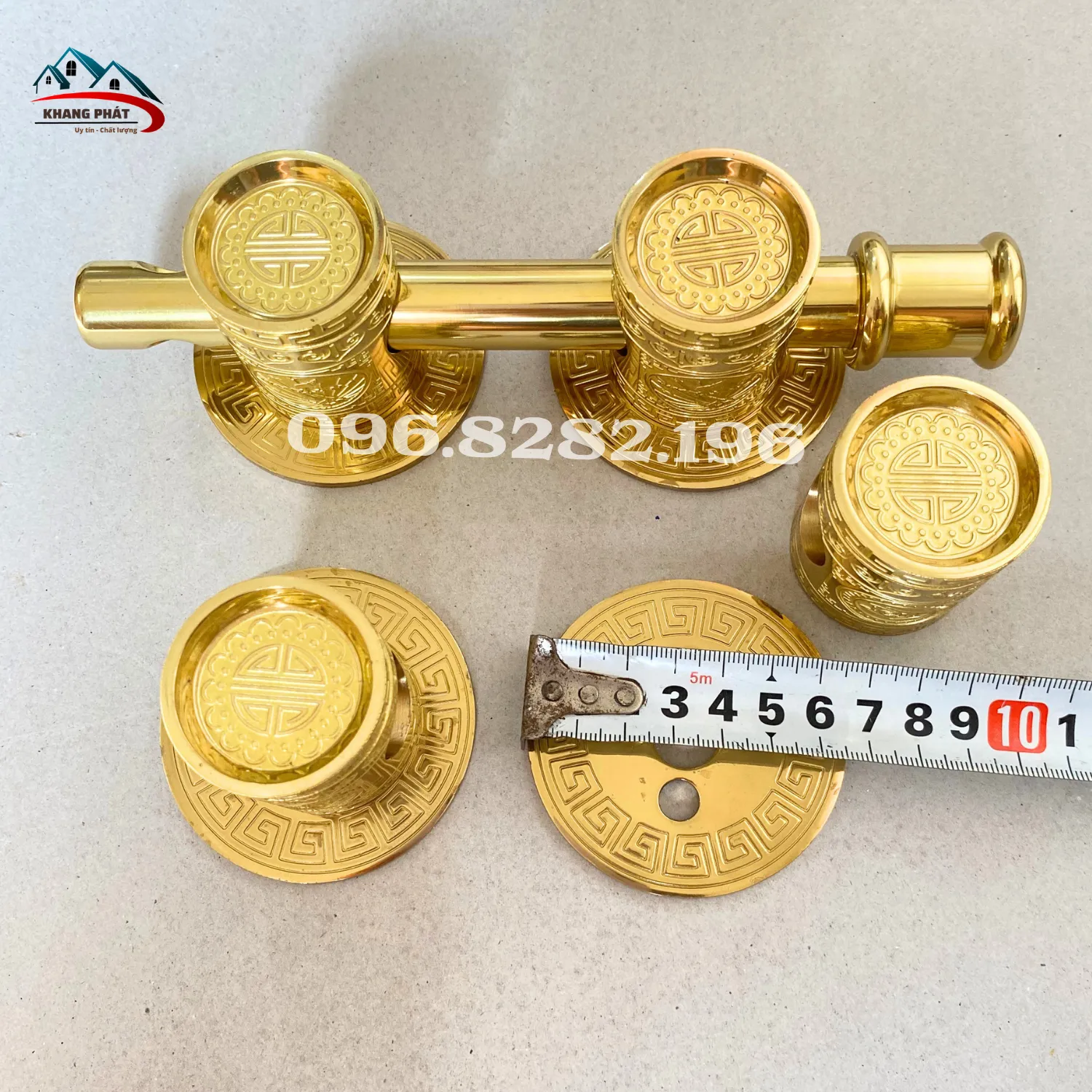 đĩa chuỳ đồng đường kính 6,5cm hoa văn