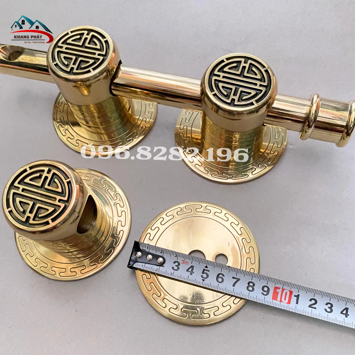 đĩa chuỳ đồng 8,5cm hoa văn