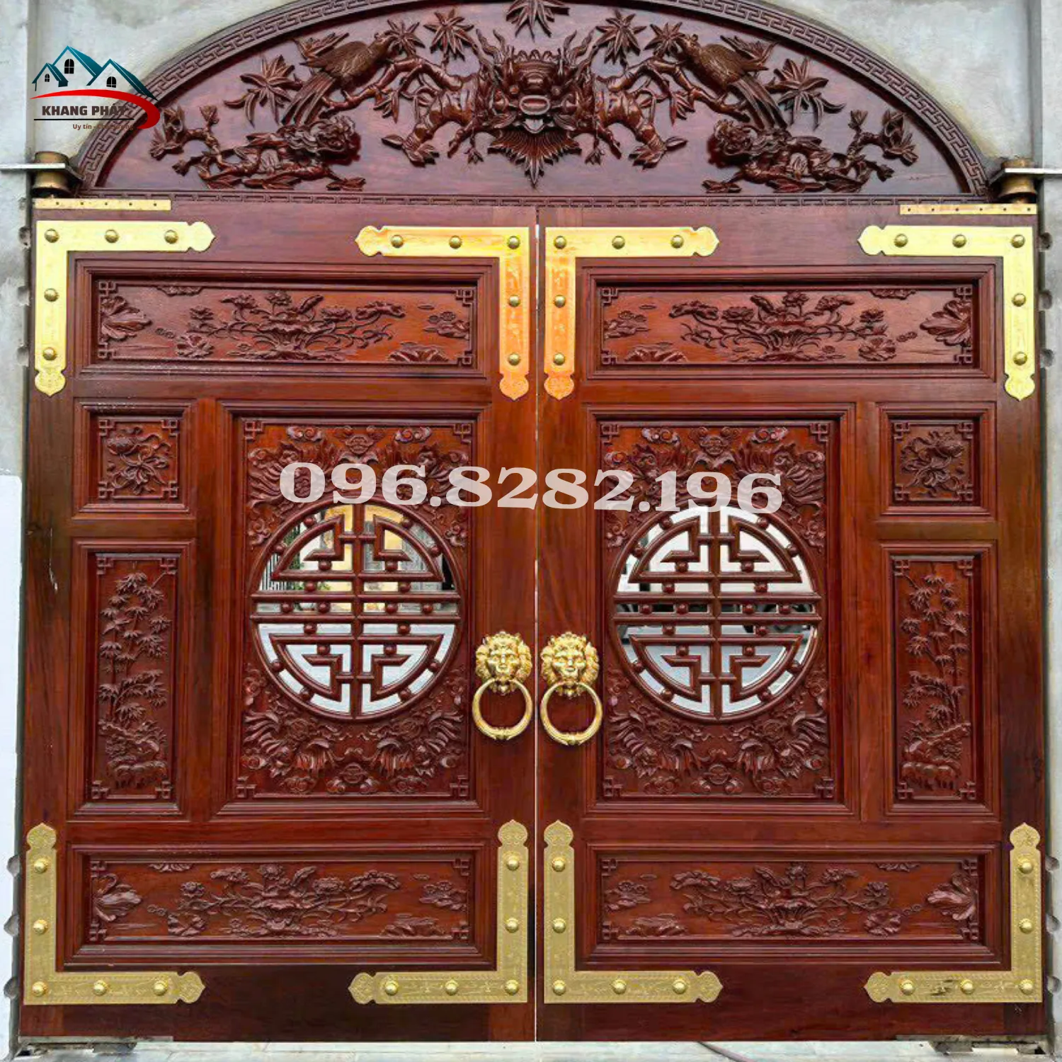 tay kéo cửa sư tử lắp cổng gỗ