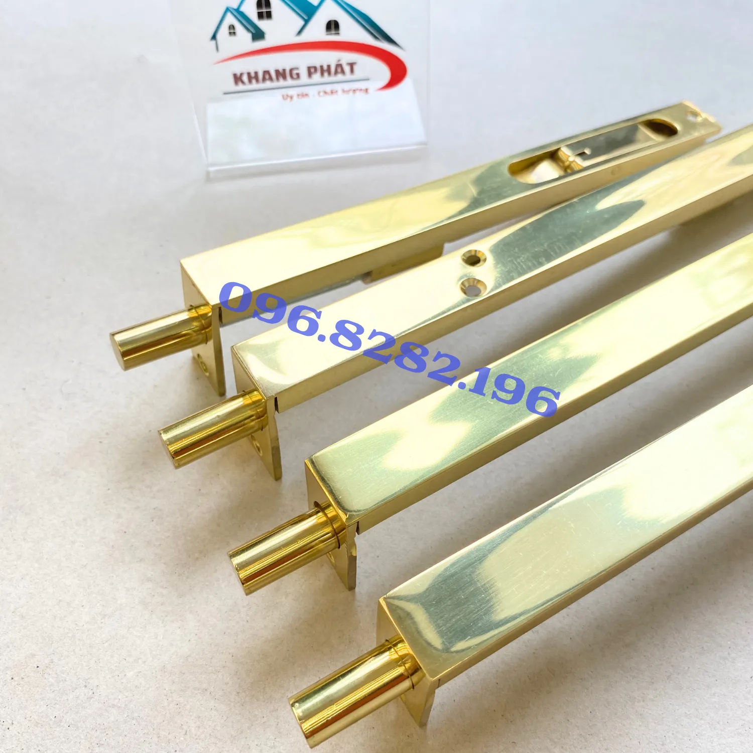 Đầu chốt khóa âm bằng đồng dùng cho cửa gỗ 4 cánh