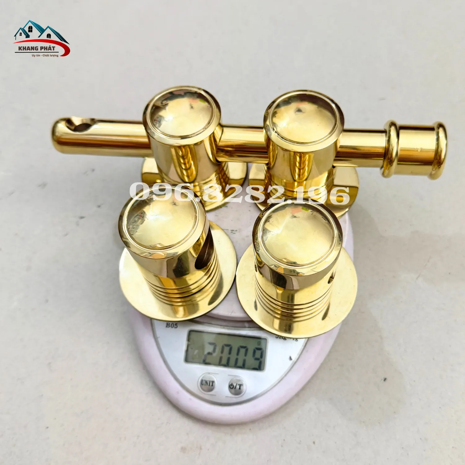 cân nặng bộ chuỳ đồng trơn khoảng 2kg