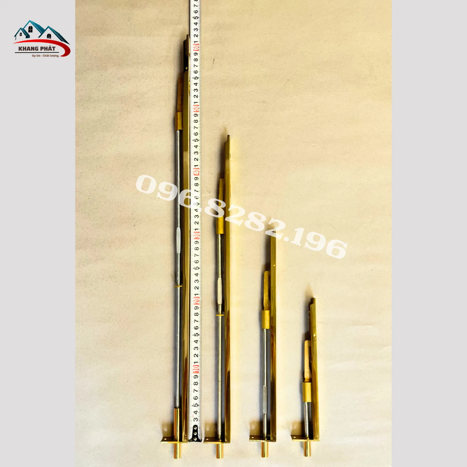 Góc nghiêng chốt âm đồng lắp âm cạnh cửa gỗ