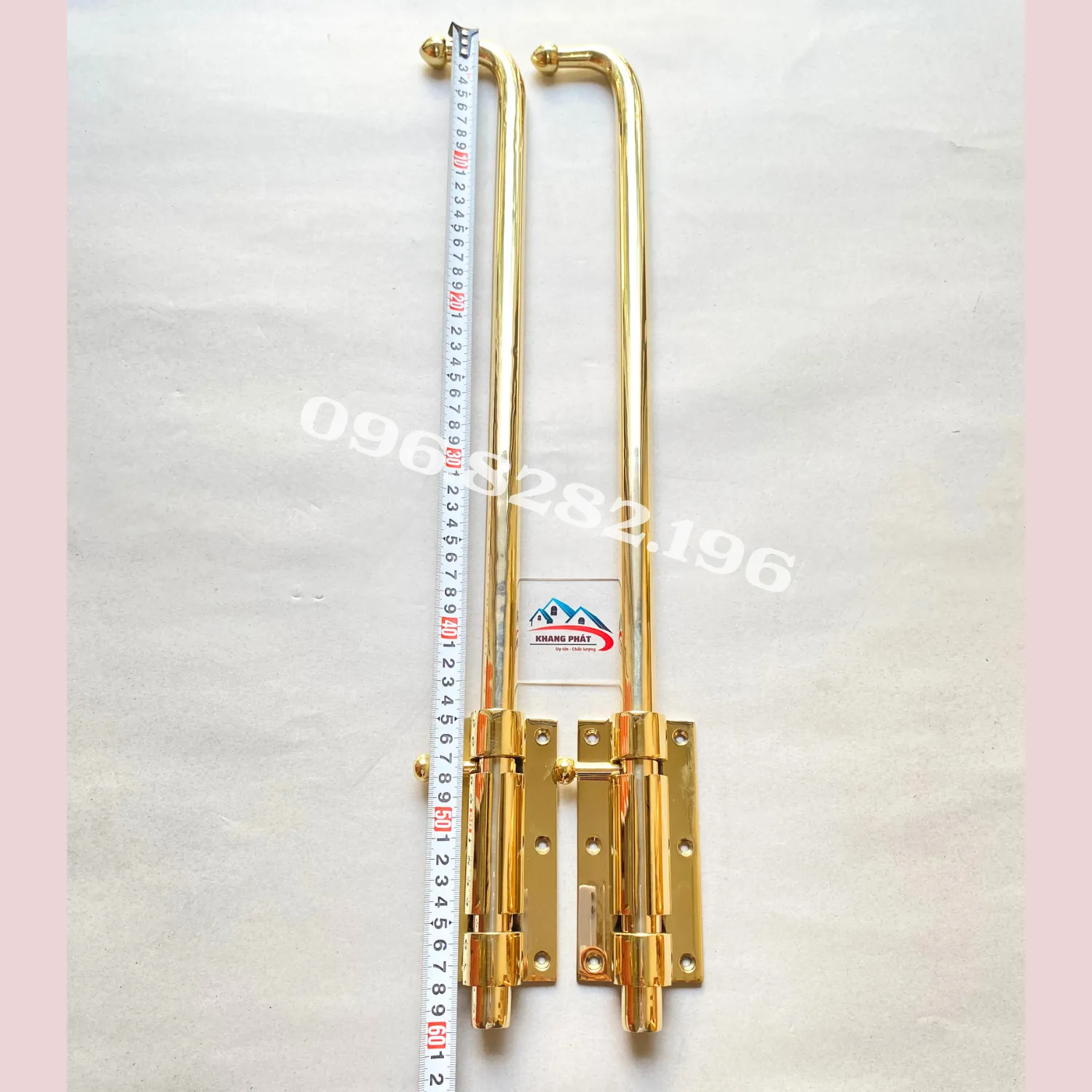 Đo chiều dài thực tế chốt đồng đuôi chuột 65cm phi 20mm
