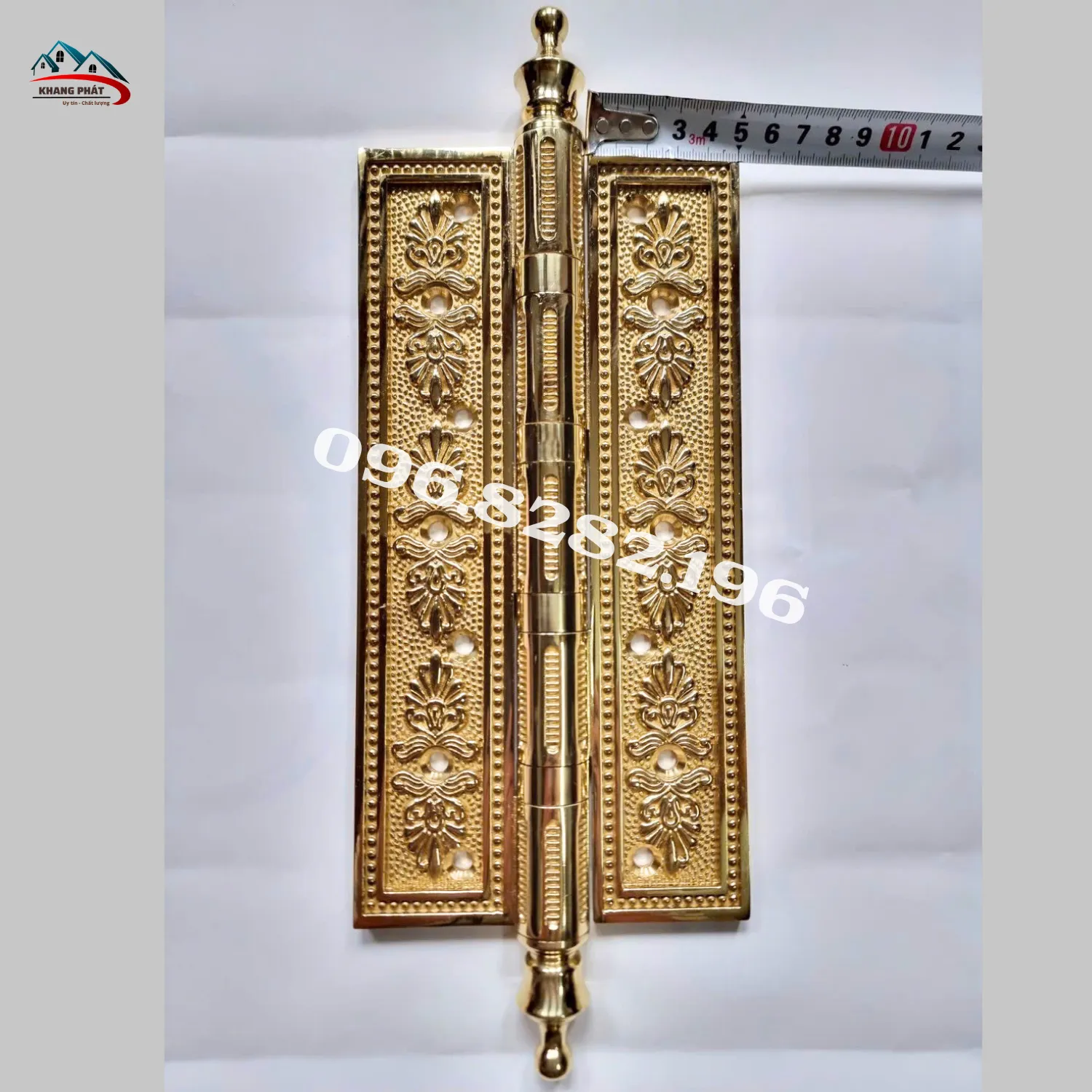 Đo chiều rộng cánh lá 5cm bản lề đồng dài 25cm hoa văn bóng