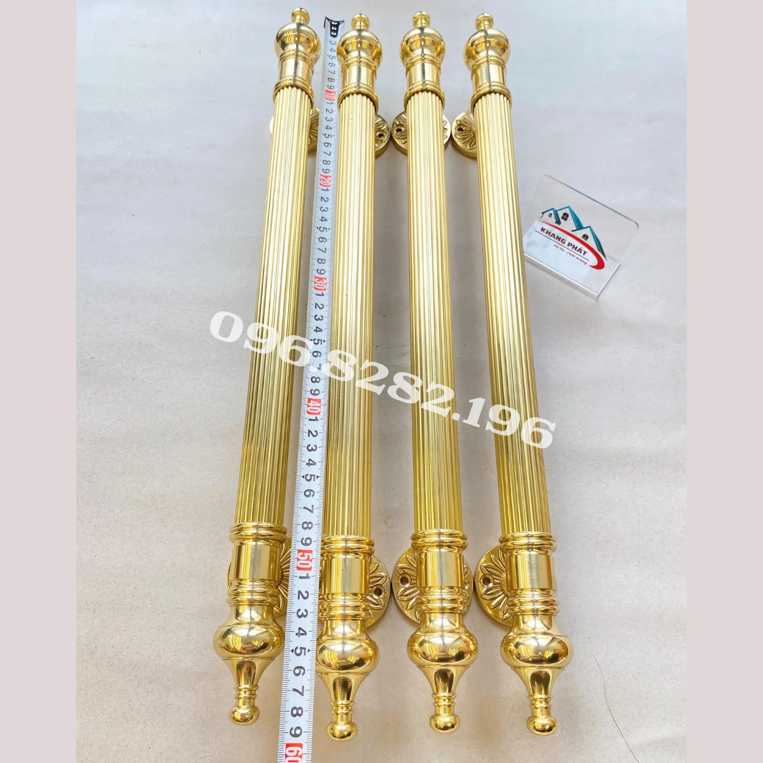 Đo thực tế chiều dài tay kéo 60cm