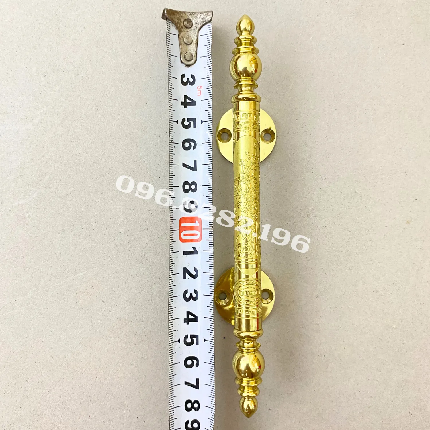 Đo kích thước tay kéo dài 18cm phi 12mm