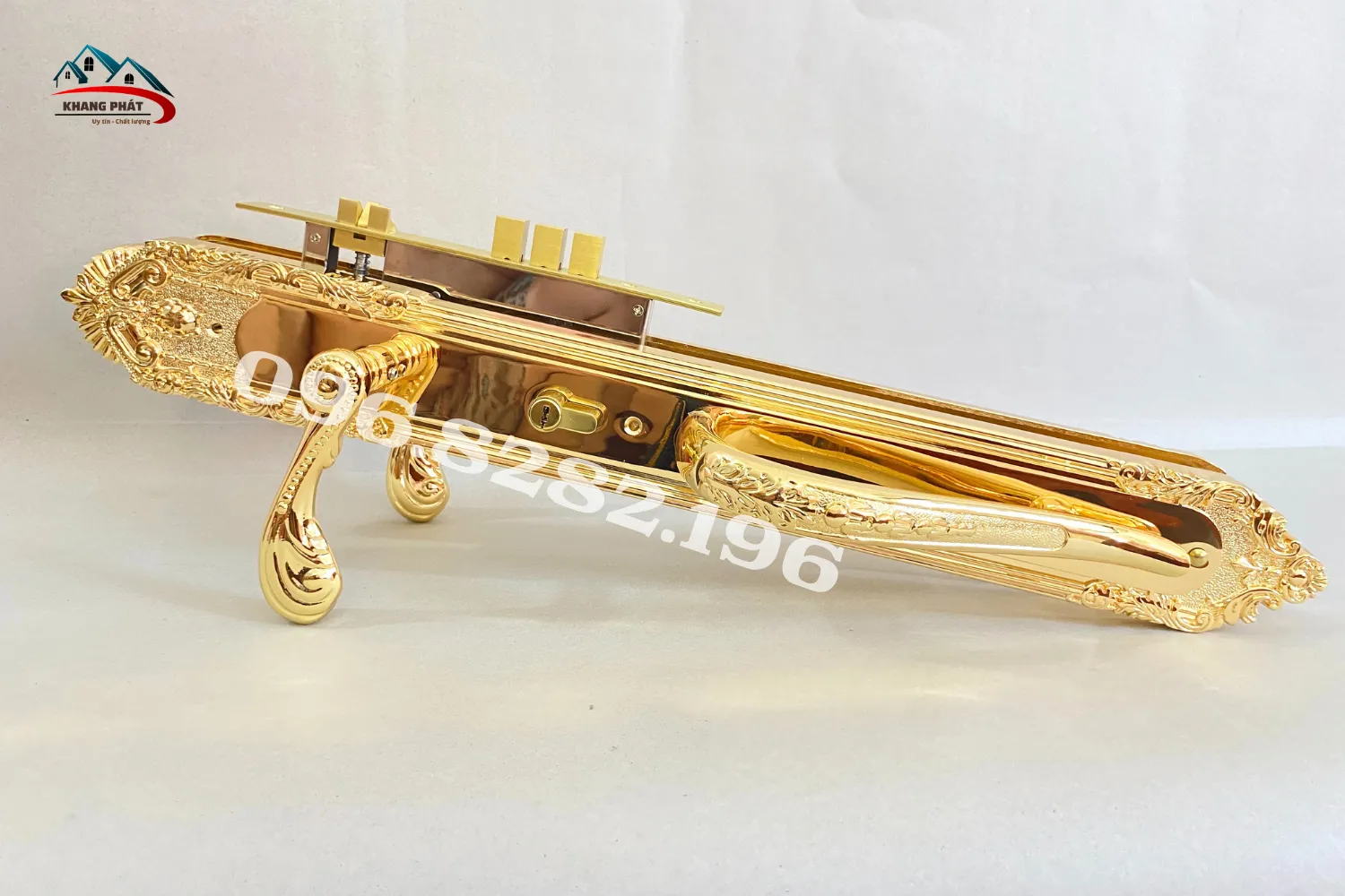 toàn thân khóa cửa đại sảnh KP1818