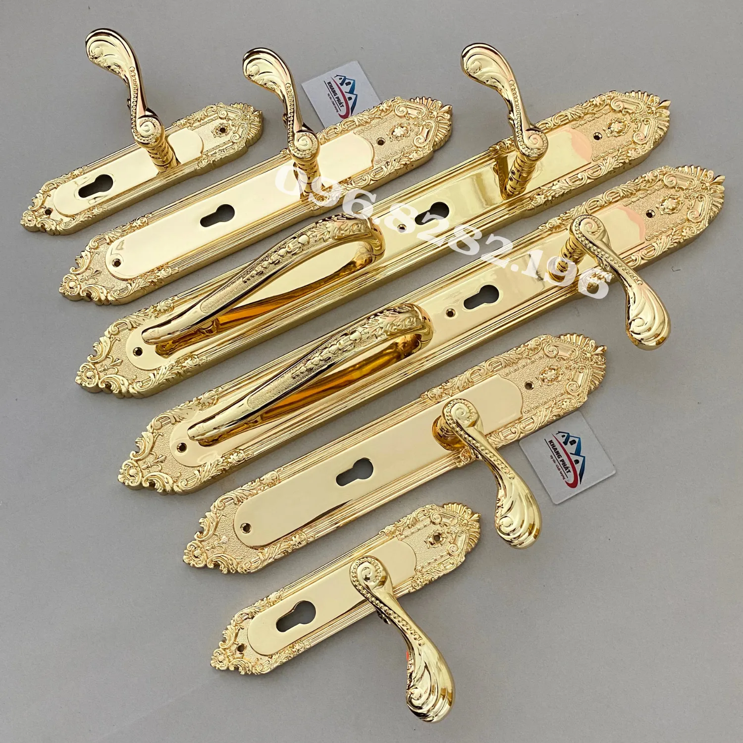 khóa cửa đồng KP1818 chụp nghiêng