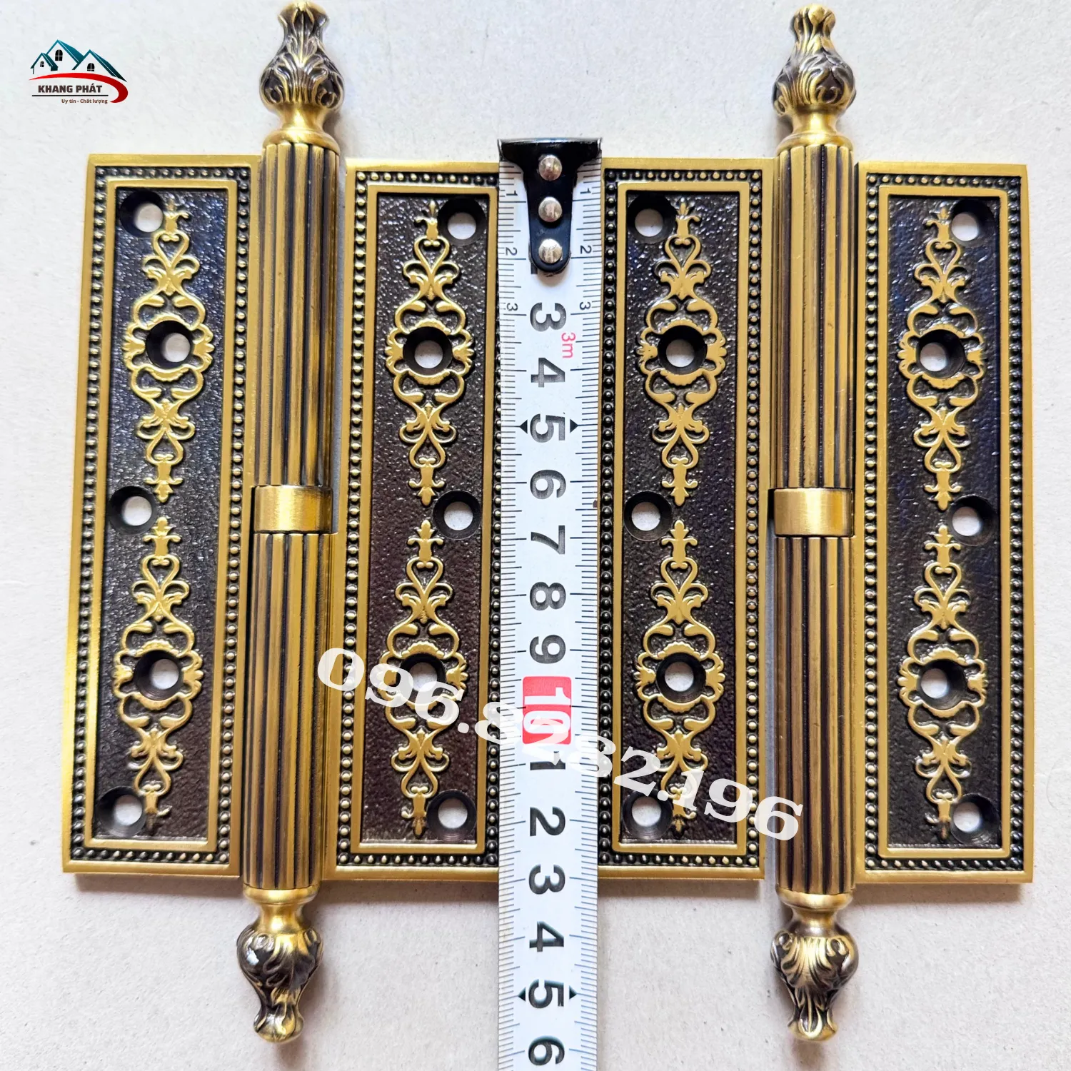 Đo chiều dài cánh lá bản lề 13cm