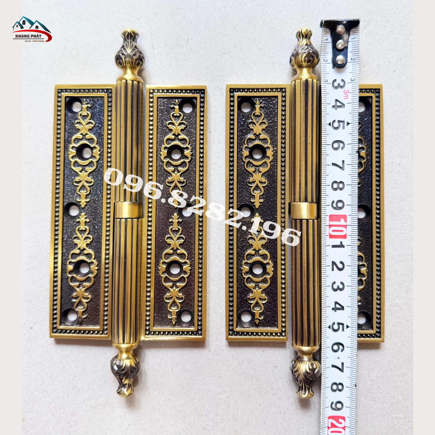 Đo chiều dài tổng thể bản lề 18cm