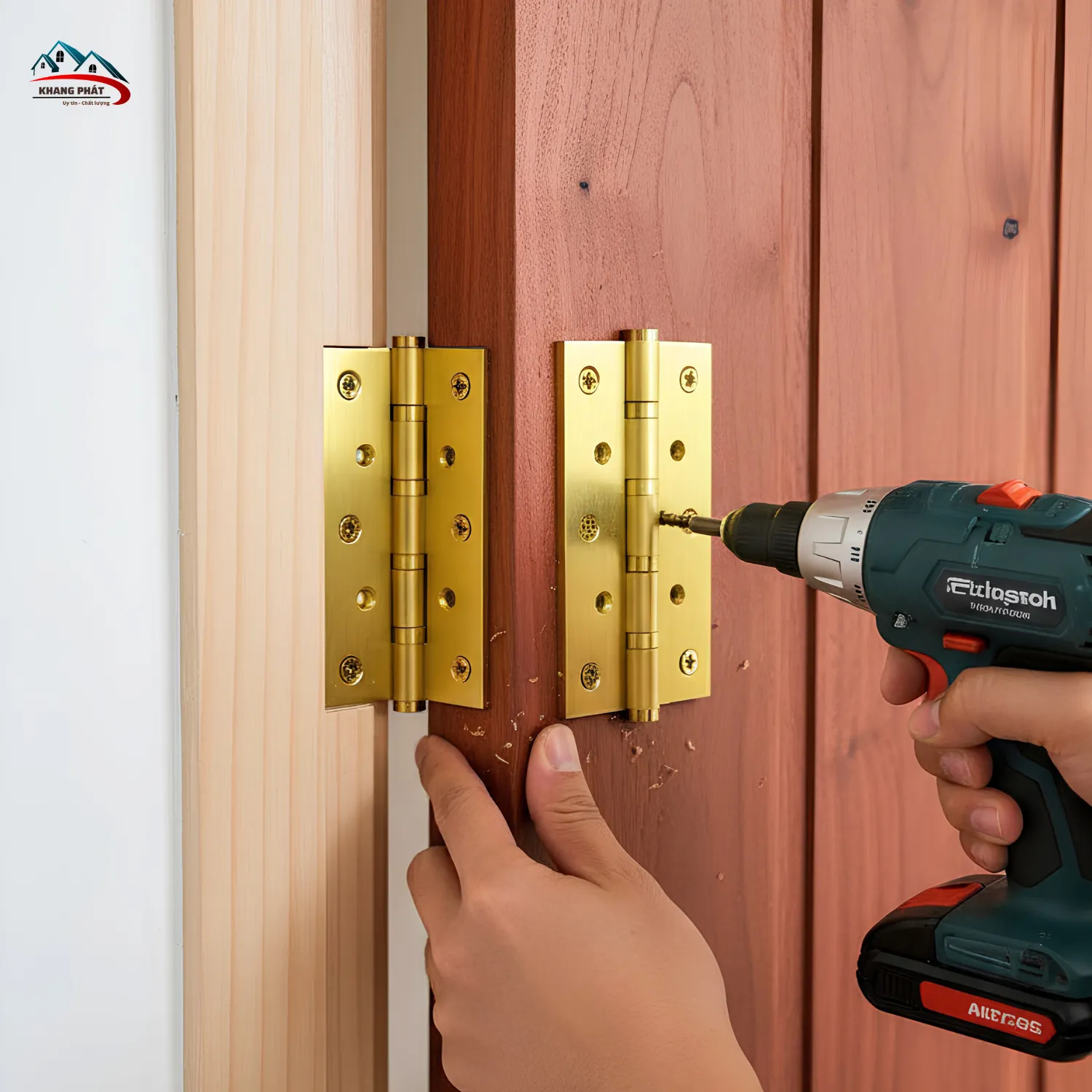Lắp trên cửa gỗ lim tự nhiên