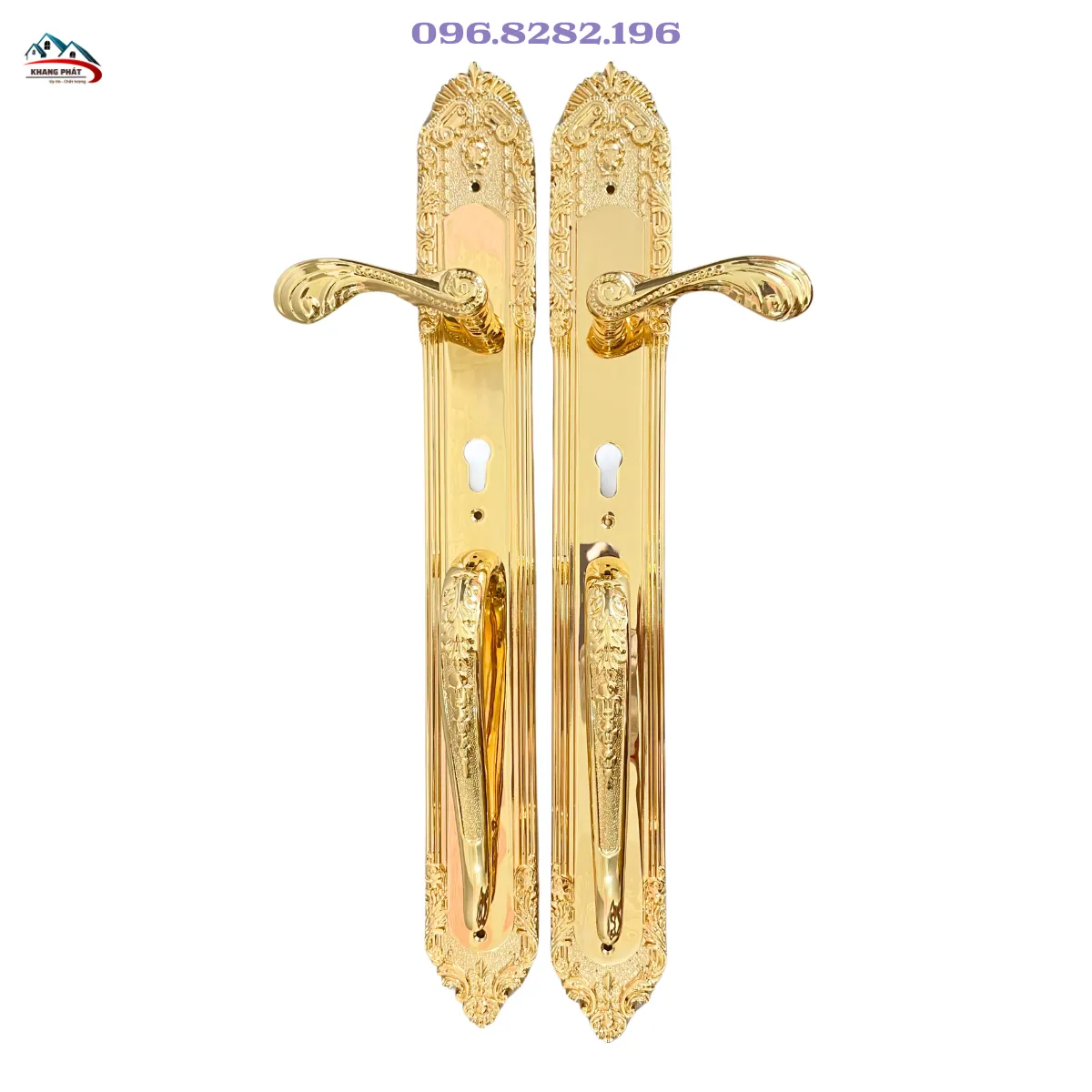 Khóa cửa đại sảnh đồng mạ vàng 24K KP1818 dài 60cm - Chất liệu đồng thau cao cấp, mạ vàng sang trọng, thiết kế tay cong hoa văn tinh tế.
