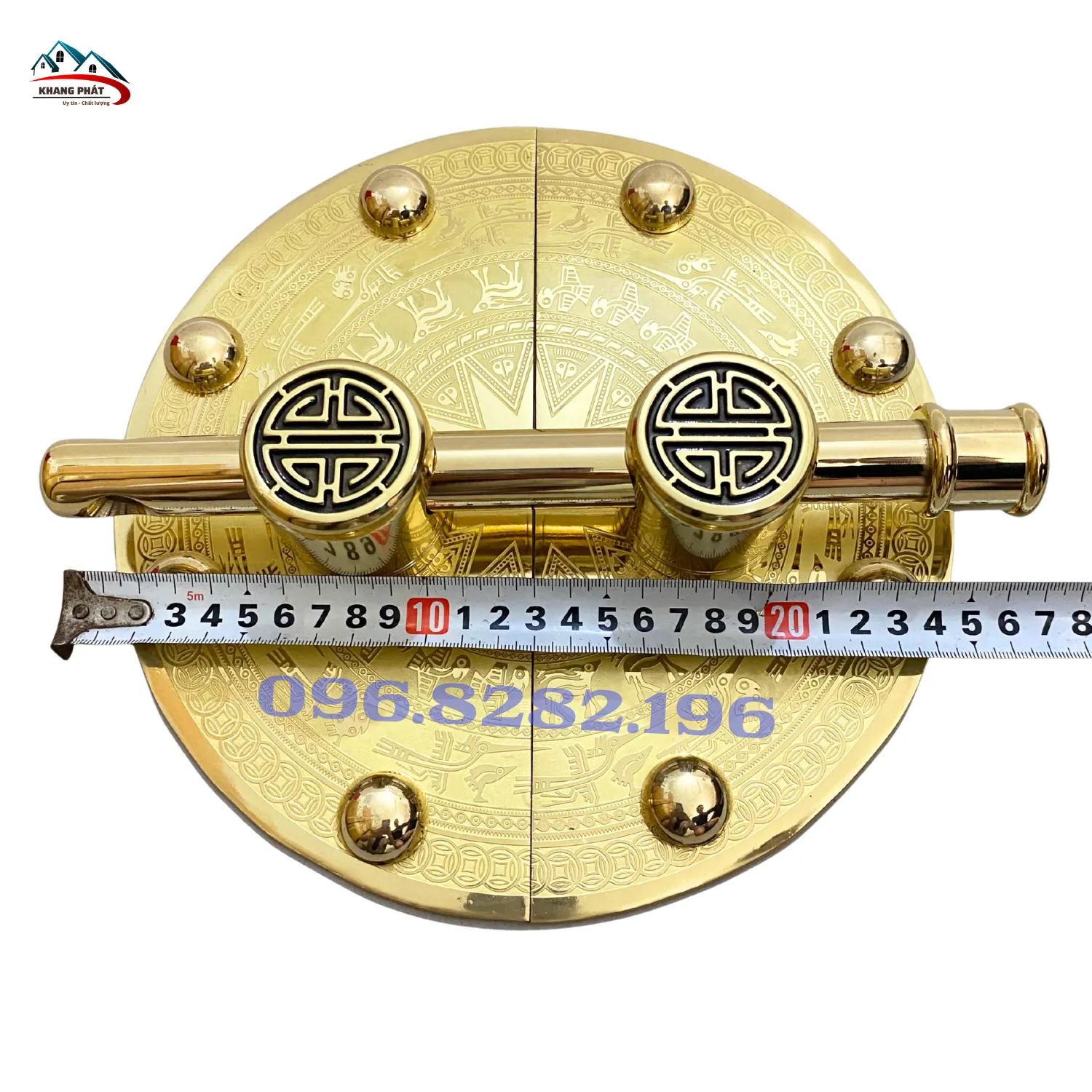 Ảnh đại diện bộ khoá chuỳ mâm đồng mặt bích đường kính chuẩn 25cm, họa tiết chữ Thọ hoa văn trống đồng Đông Sơn sắc nét.